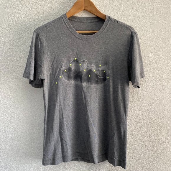 Lululemon Limited Edition Mountain Graphic Explore Hiking T-Shirt Small Gray - Picture 1 of 3
